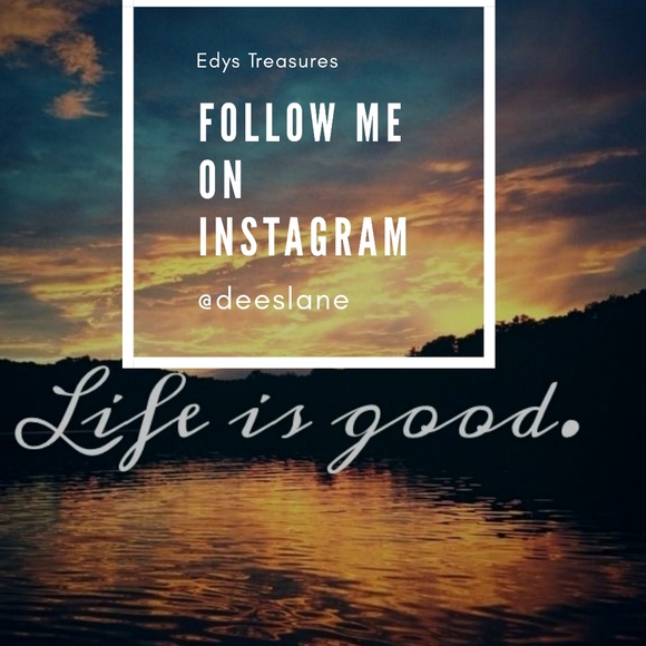 We have a variety brand new cosmetics - Picture 3 of 3